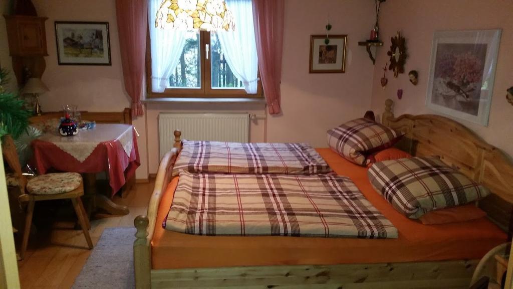 Готель Nussdorfer Gastehaus Нусдорф-ам-Інн Екстер'єр фото